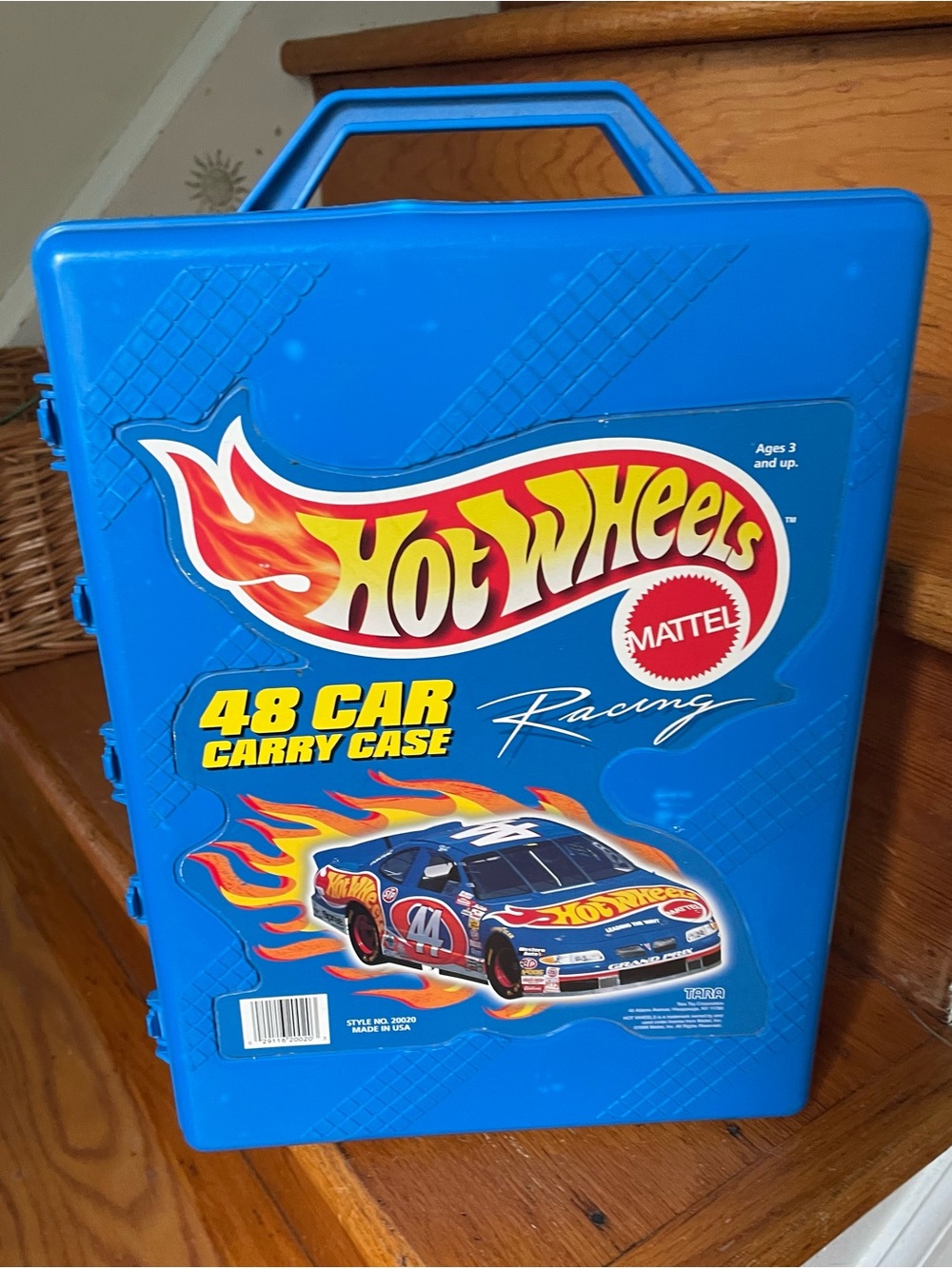 1999 Hotwheels Storage Case & Full Various Vehicles Lot 20020
